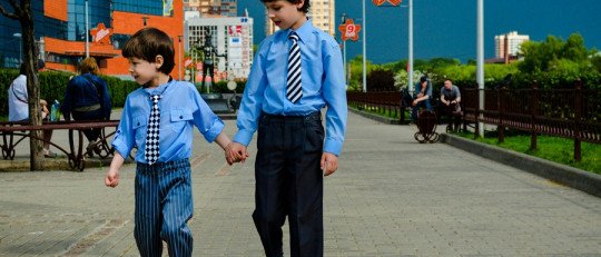 Hermano mayor: qué pasa cuando carga con la educación del pequeño