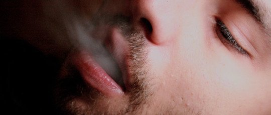 Cómo la depresión provoca muchos problemas de adicción