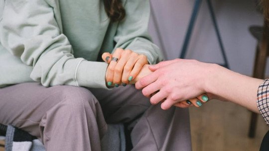 Fatiga por empatía: cuando cuidar de los demás te deja sin energía