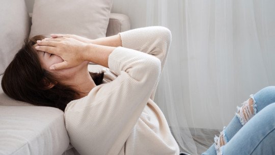 Vivir con ansiedad: cómo aceptar y transformar una emoción humana inevitable