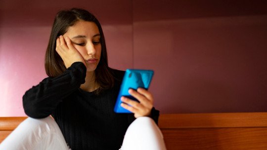 La comparación que nos roba la calma: una mirada desde la psicología y la neurociencia