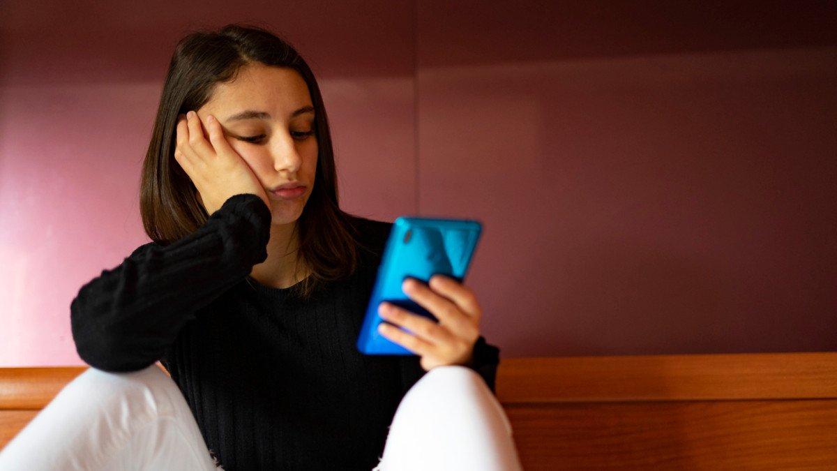 La comparación que nos roba la calma: una mirada desde la psicología y la neurociencia