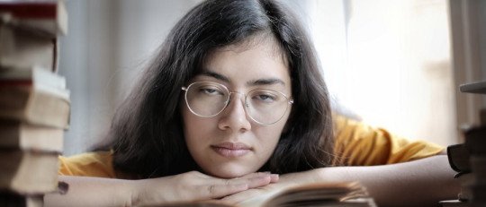 El Cansancio Emocional que nadie ve: señales psicológicas de que necesitas parar