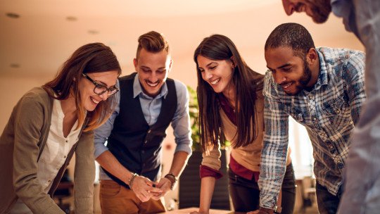 La inteligencia emocional ayuda a trabajar en equipo