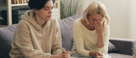El peso emocional de cuidar siempre a los demás (y olvidarte de ti)
