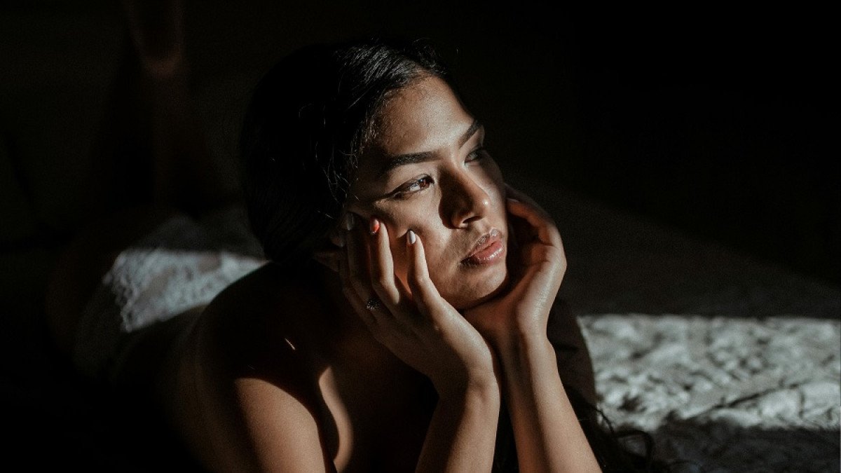 ¿Te paraliza la vergüenza? 5 claves para entenderla y superarla