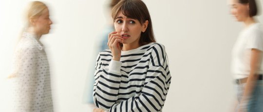 ¿Y si no es solo timidez? Entendiendo la fobia social