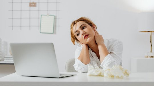 7 señales de que tienes TDAH funcional y no solo estrés laboral