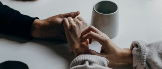 Cómo San Valentín puede enmascarar la dependencia emocional