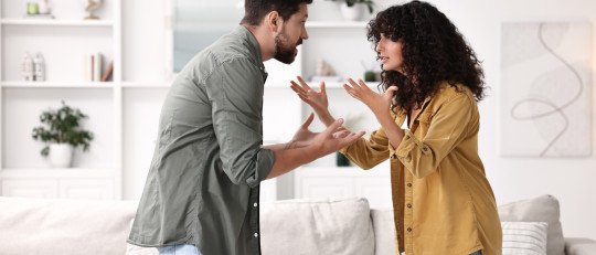 Discusiones de pareja al tener un hijo: cómo la TCC te puede ayudar