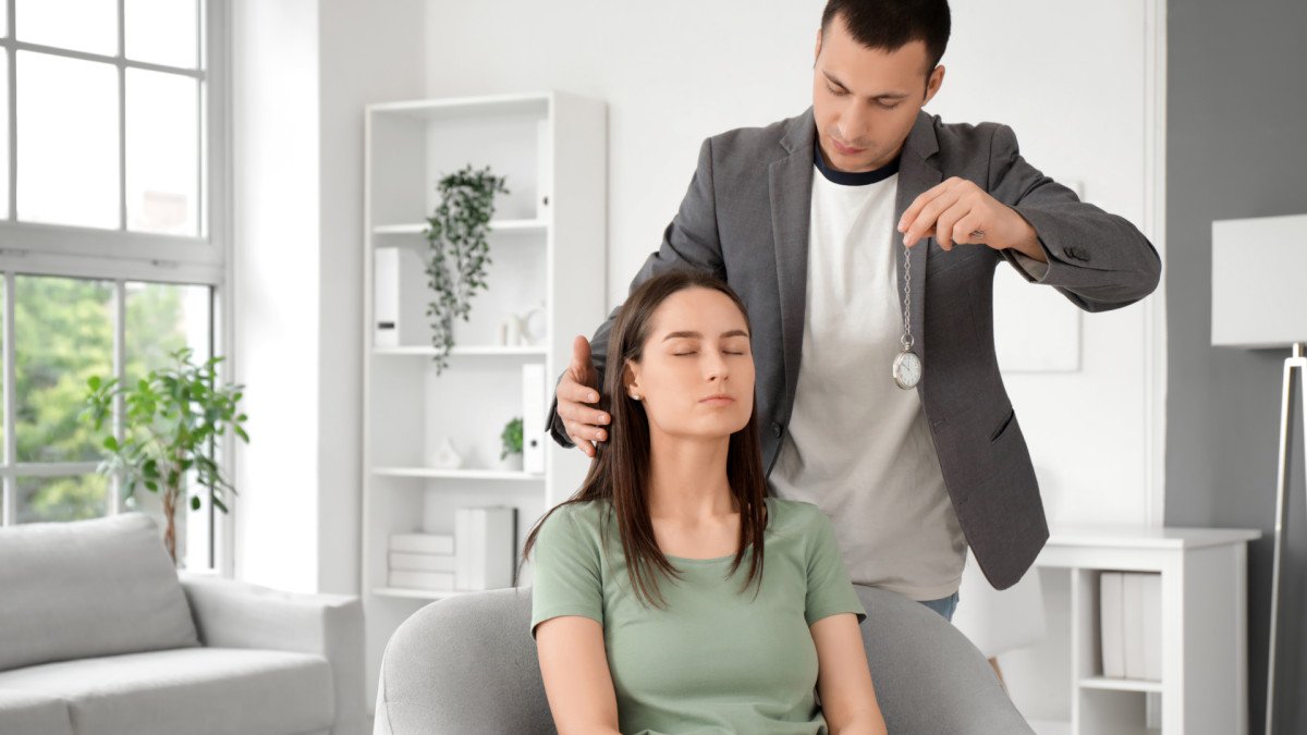 Hipnosis clínica y cambio de conducta: fundamentos neuropsicológicos y aplicaciones terapéuticas