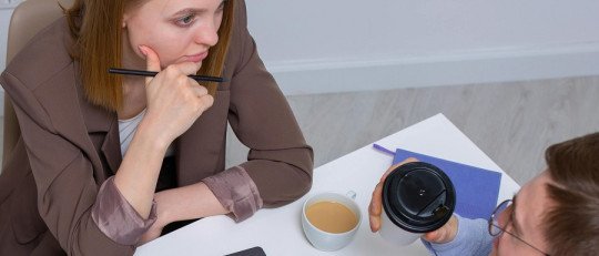 Cómo superar el Síndrome del Impostor en el trabajo: consejos prácticos para empleados