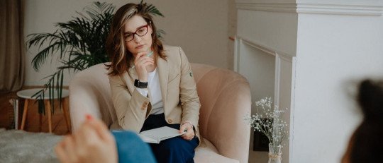 Cómo elegir la terapia psicológica adecuada para ti