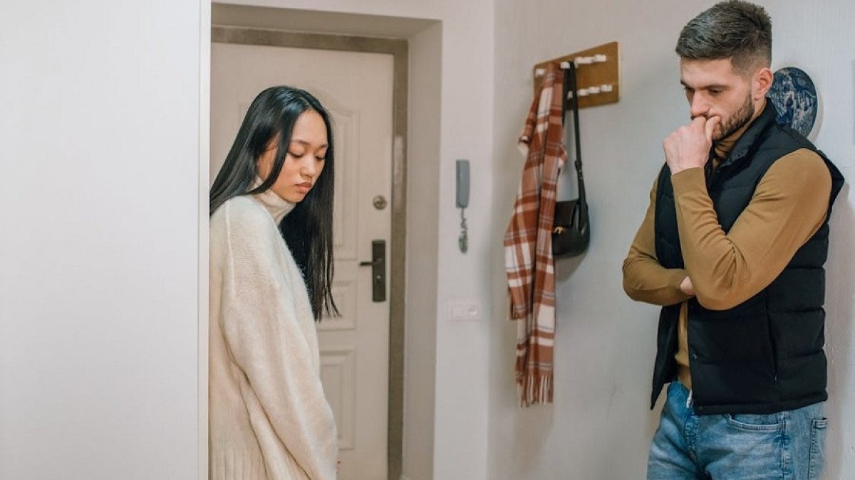 Cómo la indefensión aprendida ayuda a mantener dinámicas tóxicas en las relaciones de pareja