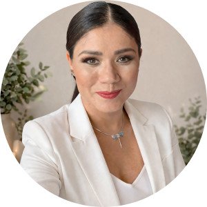 Claudia Becerra Robles