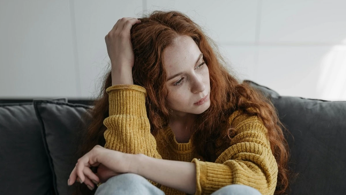 Soledad emocional: por qué te sientes solo incluso estando acompañado