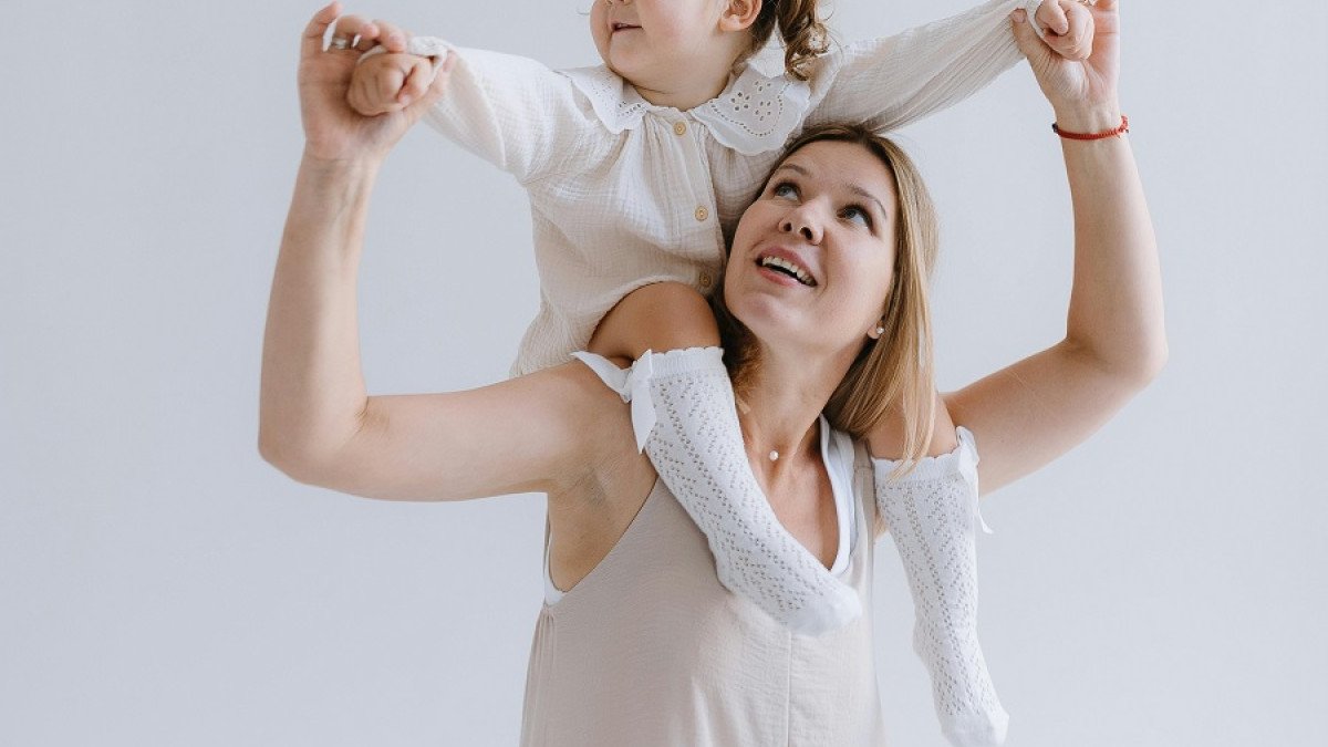 Crianza consciente: evitando repetir patrones de madres narcisistas