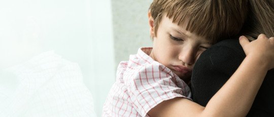 Amor incondicional en la infancia: qué no significa y por qué importa al crecer