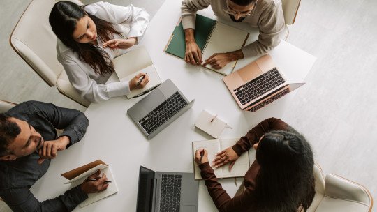 Asertividad en el trabajo: cómo expresar lo que necesitamos sin generar conflictos