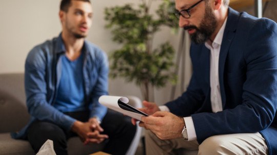 Aceptar lo que sentimos para vivir mejor: claves de la Terapia de Aceptación y Compromiso (ACT)