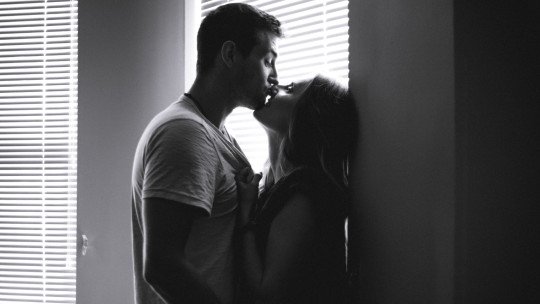 Cinco formas respaldadas por la ciencia para revivir tu relación de pareja