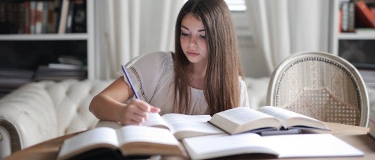 Perfeccionismo académico en adolescentes: cuando querer hacerlo bien empieza a generar ansiedad