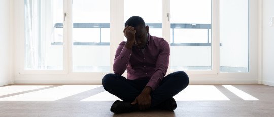 Evitación experiencial: por qué intentar no sentir puede aumentar el malestar