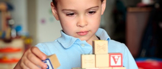 Tipos de autismo: qué significa hablar de espectro y cómo reconocer sus señales