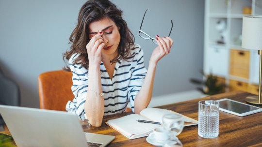 Estrés laboral y cortisol: qué ocurre en nuestro cuerpo cuando el trabajo no da tregua