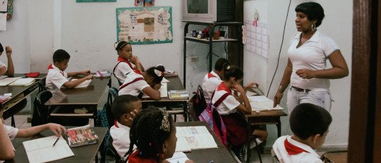 niños, aula, emociones, salud mental