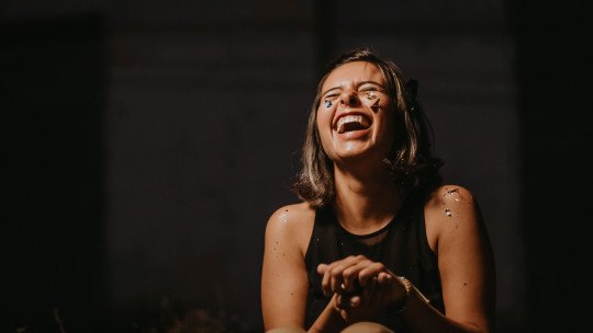 emociones, mujer, risa