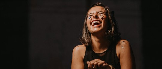 emociones, mujer, risa
