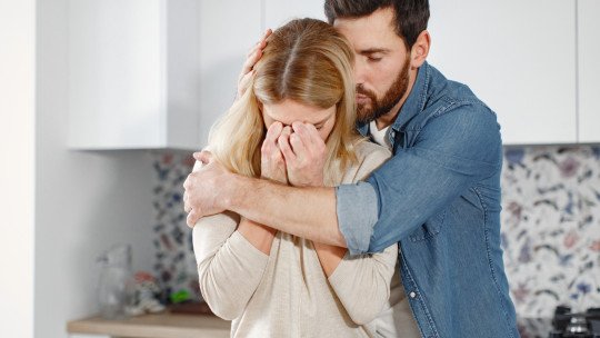 Vínculo traumático: qué es, señales y por qué cuesta salir
