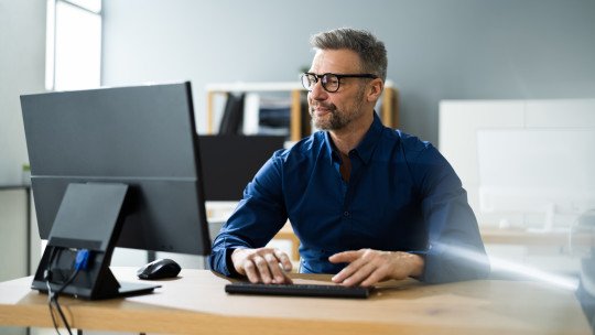 El espejo del coach: inteligencia artificial para desarrollar la práctica profesional