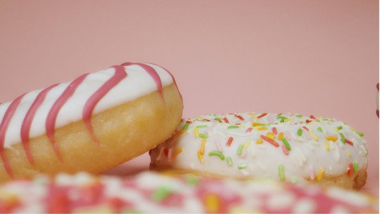 ¿Atracón, comer de más o comer por ansiedad? Diferencias y señales