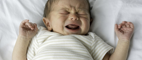 Bebé de un mes de vida