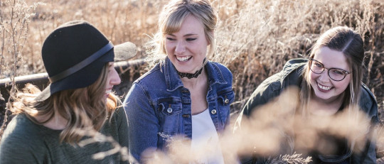 Más reconocer y menos criticar