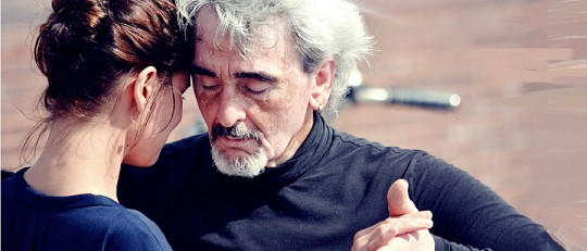 ¿El amor tiene edad... o no? La ciencia lo aclara