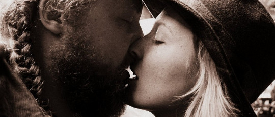 ¿Para qué sirven los besos? ¿Por qué nos gustan tanto?