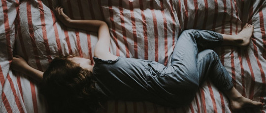 Jactatio capitis nocturna