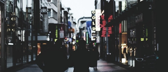 ¿Por qué compramos más cosas de las que necesitamos?