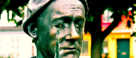 La indefensión aprendida: ahondando en la psicología de la víctima