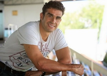 Oliver Martínez