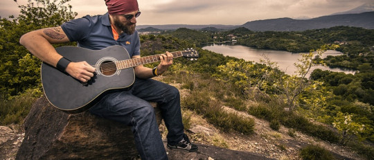 ¿Qué pasa en tu cerebro cuando escuchas tu música favorita?