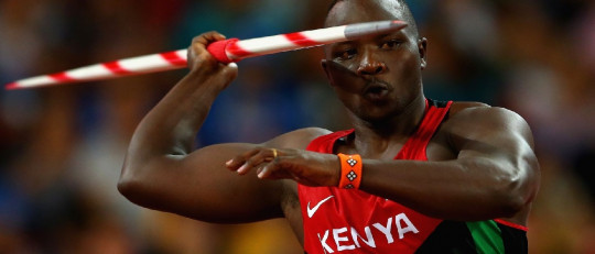 YouTube le enseñó a lanzar la jabalina y ahora tiene una medalla olímpica