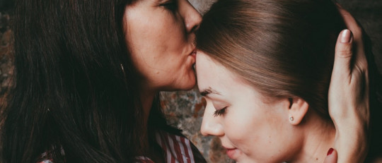 Cómo ayudar a una persona con fobia social