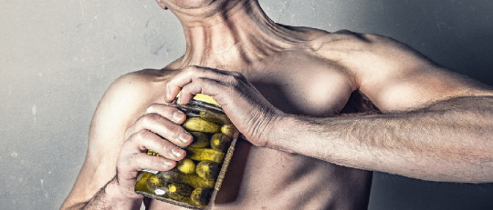 ¿Las mujeres prefieren a los hombres fuertes o delgados? La ciencia responde