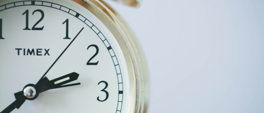 8 estrategias psicológicas para levantarse temprano