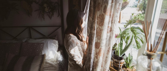 ¿Por qué se recomienda seguir un horario durante la cuarentena?