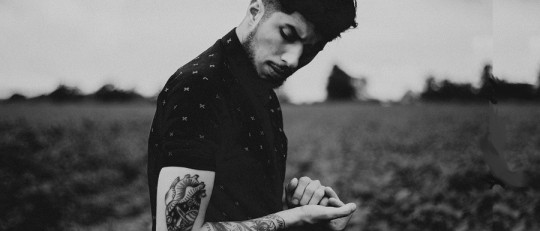 Perfil psicológico del chantajista emocional, en 5 rasgos y hábitos